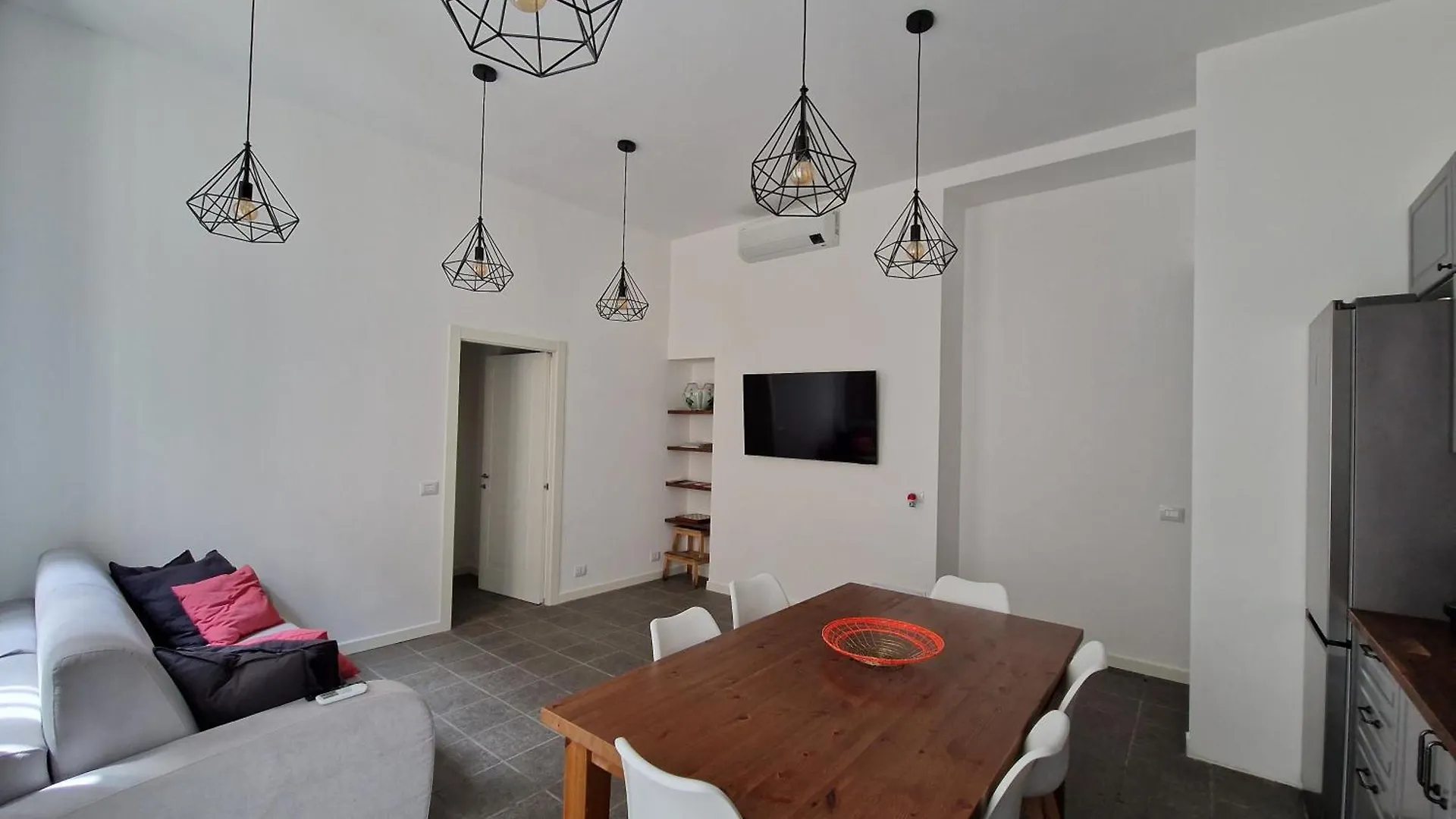 Apartament Homes & Suites - Milano Meravigli Den